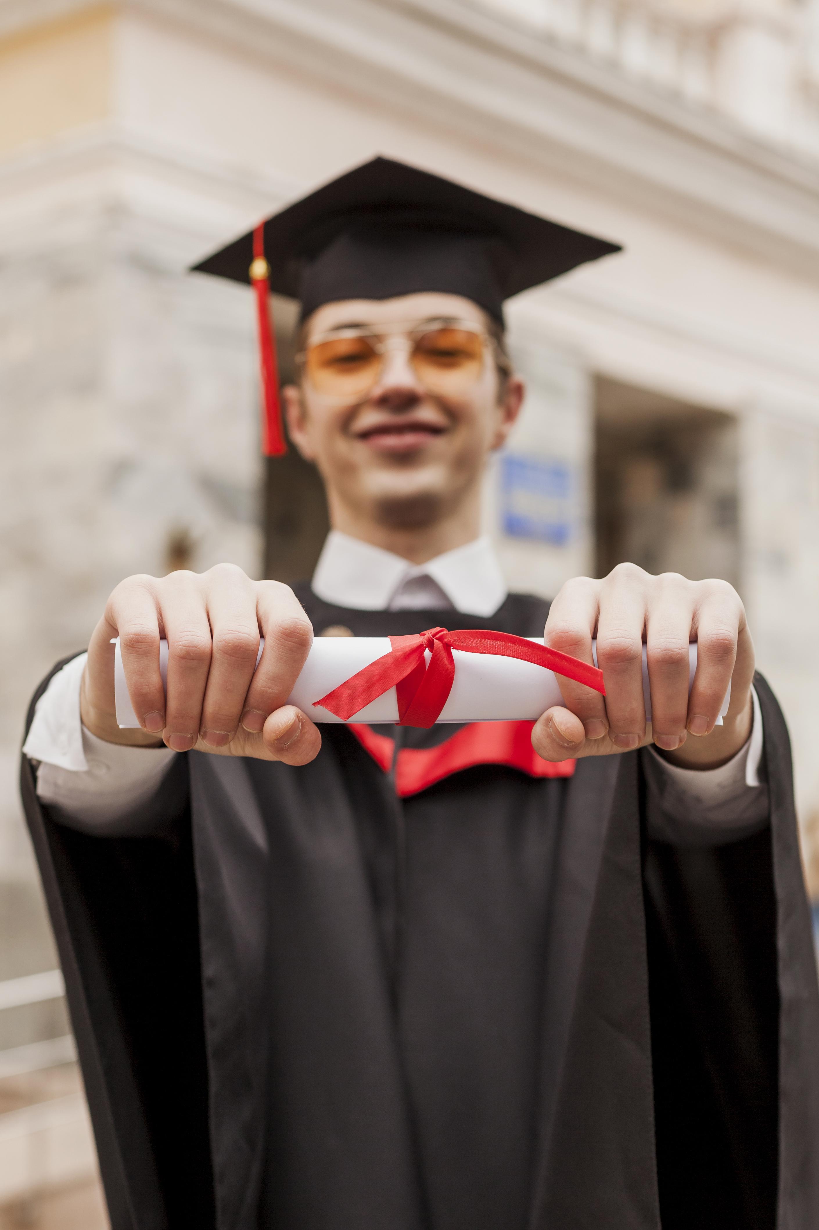 Mezunlarımız Ne Diyor?